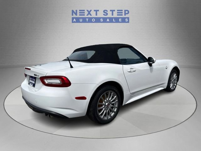 Used 2017 FIAT 124 Spider Classica RWD image 8