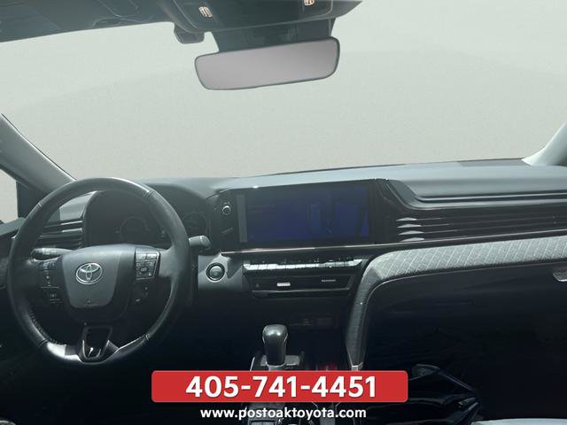 Used 2025 Toyota Camry XLE FWD image 21