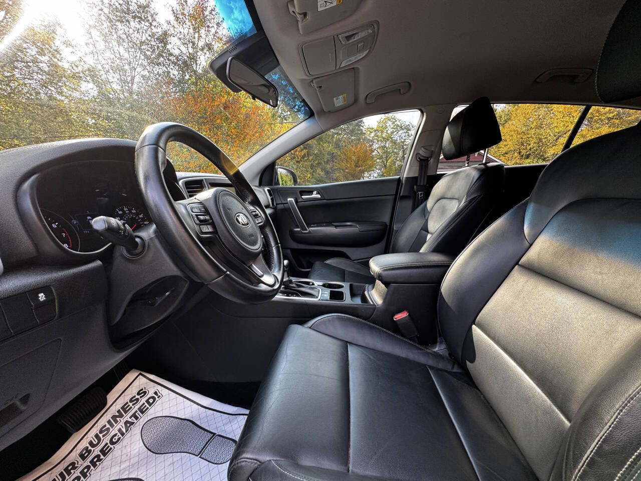 Used 2017 Kia Sportage EX image 12