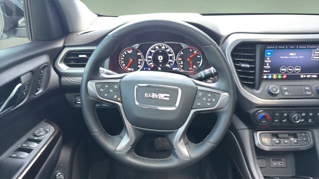 Used 2023 GMC Acadia AT4 w/ Technology Package image 9