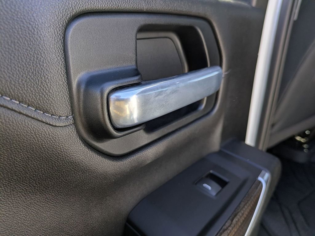 Used 2020 Chevrolet Silverado 1500 RST w/ All-Star Edition image 29