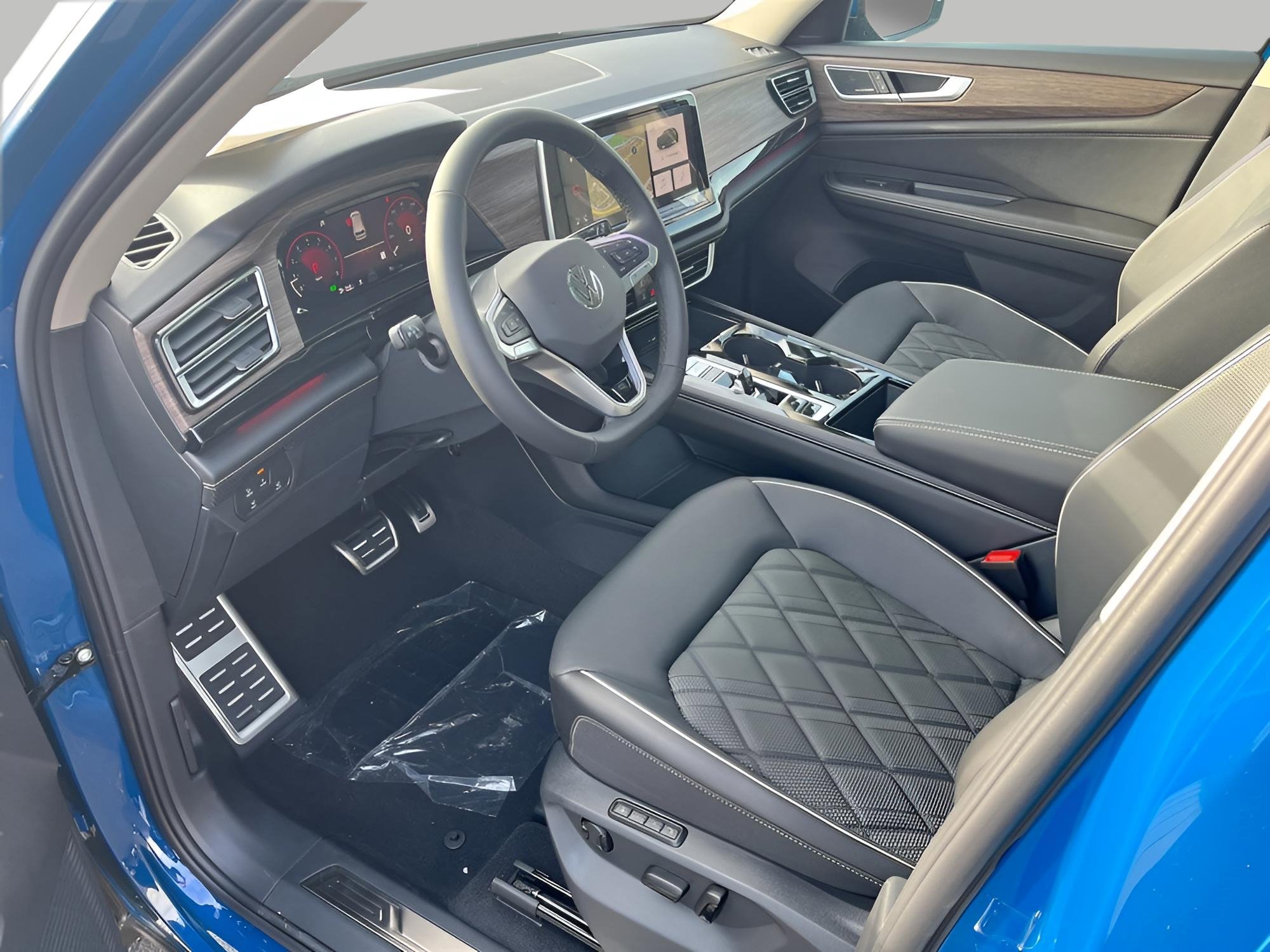 New 2026 Volkswagen Atlas SEL Premium R-Line image 11