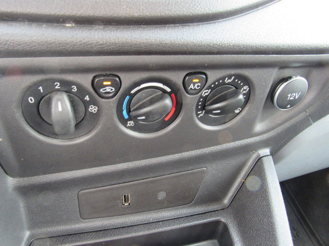 Used 2018 Ford Transit 150 XLT image 37