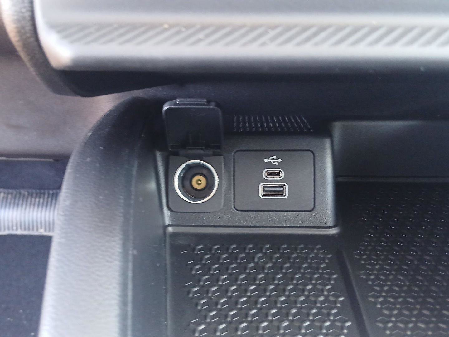 New 2026 Ford Bronco Sport Outer Banks AWD/4WD image 15