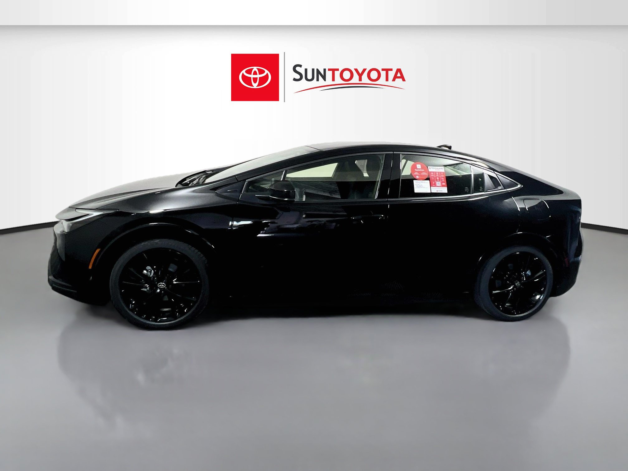 New 2027 Toyota Prius FWD image 7