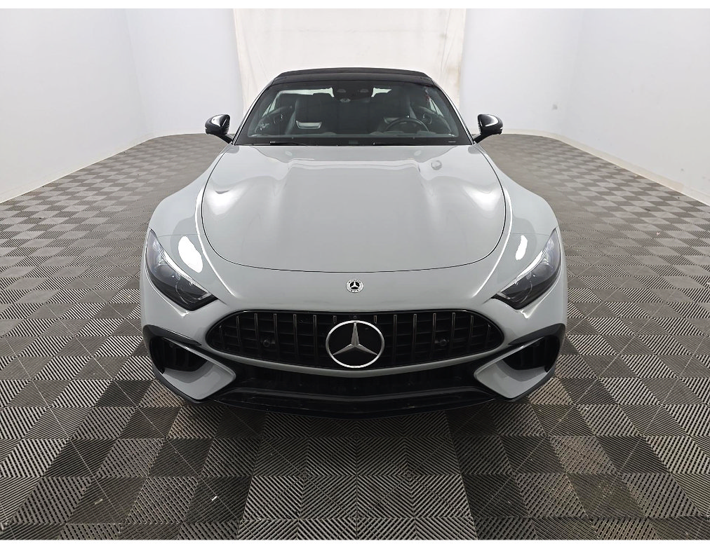 Used 2022 Mercedes-Benz SL 63 AMG 4MATIC image 2