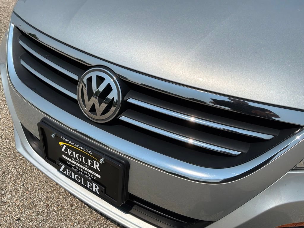 Used 2012 Volkswagen CC Lux FWD image 11