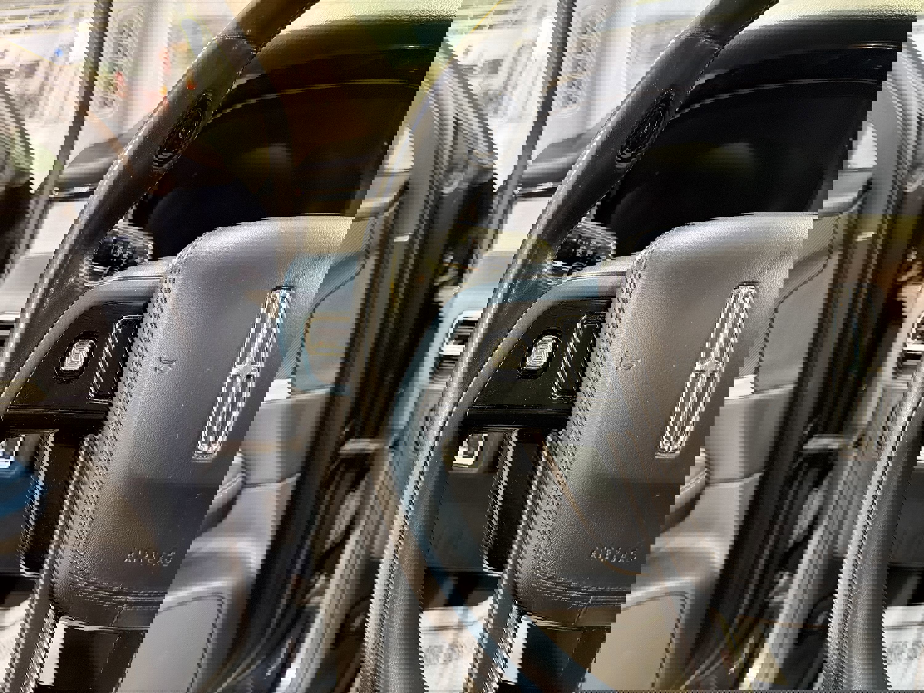 Used 2020 Lincoln Corsair Reserve w/ Equipment Group 201A image 14