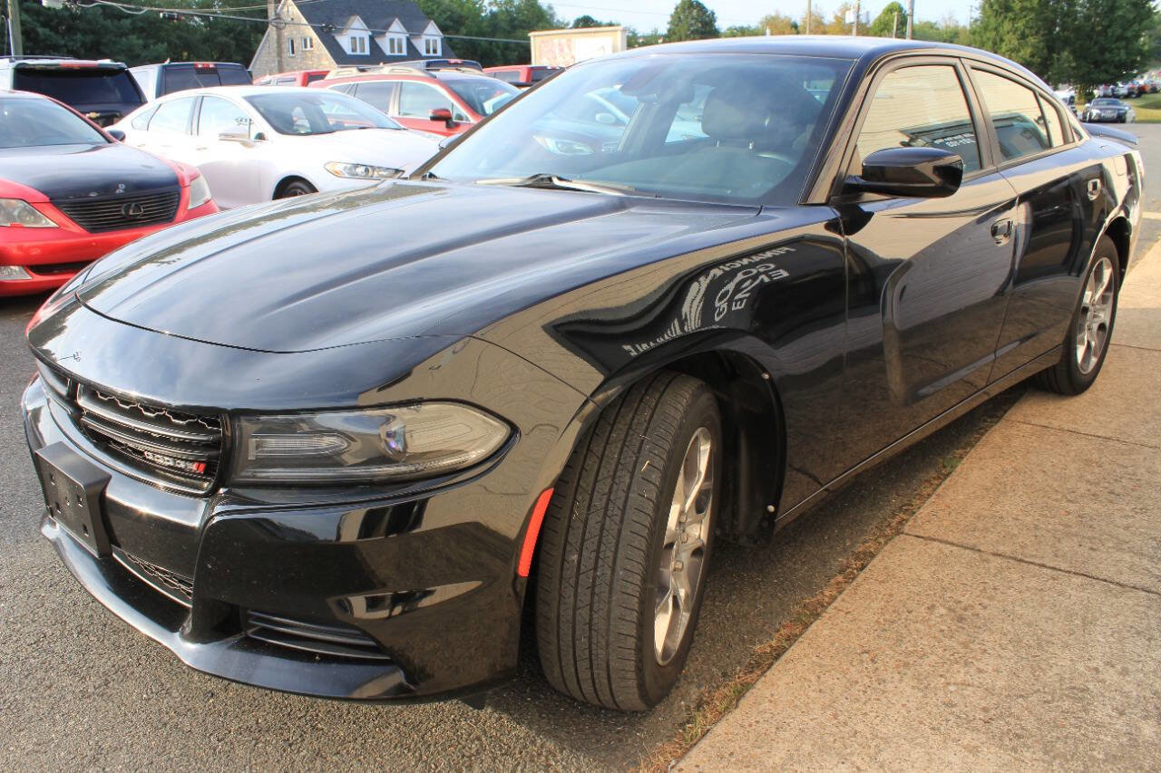 Used 2016 Dodge Charger SE w/ Power Sunroof Group image 5