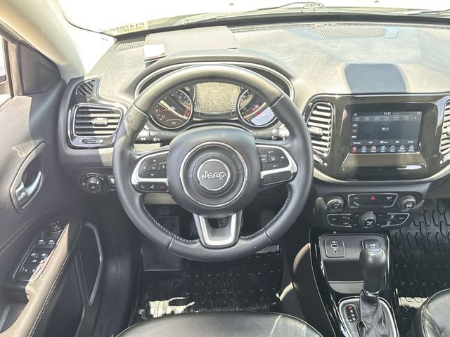 Used 2020 Jeep Compass Latitude FWD image 14
