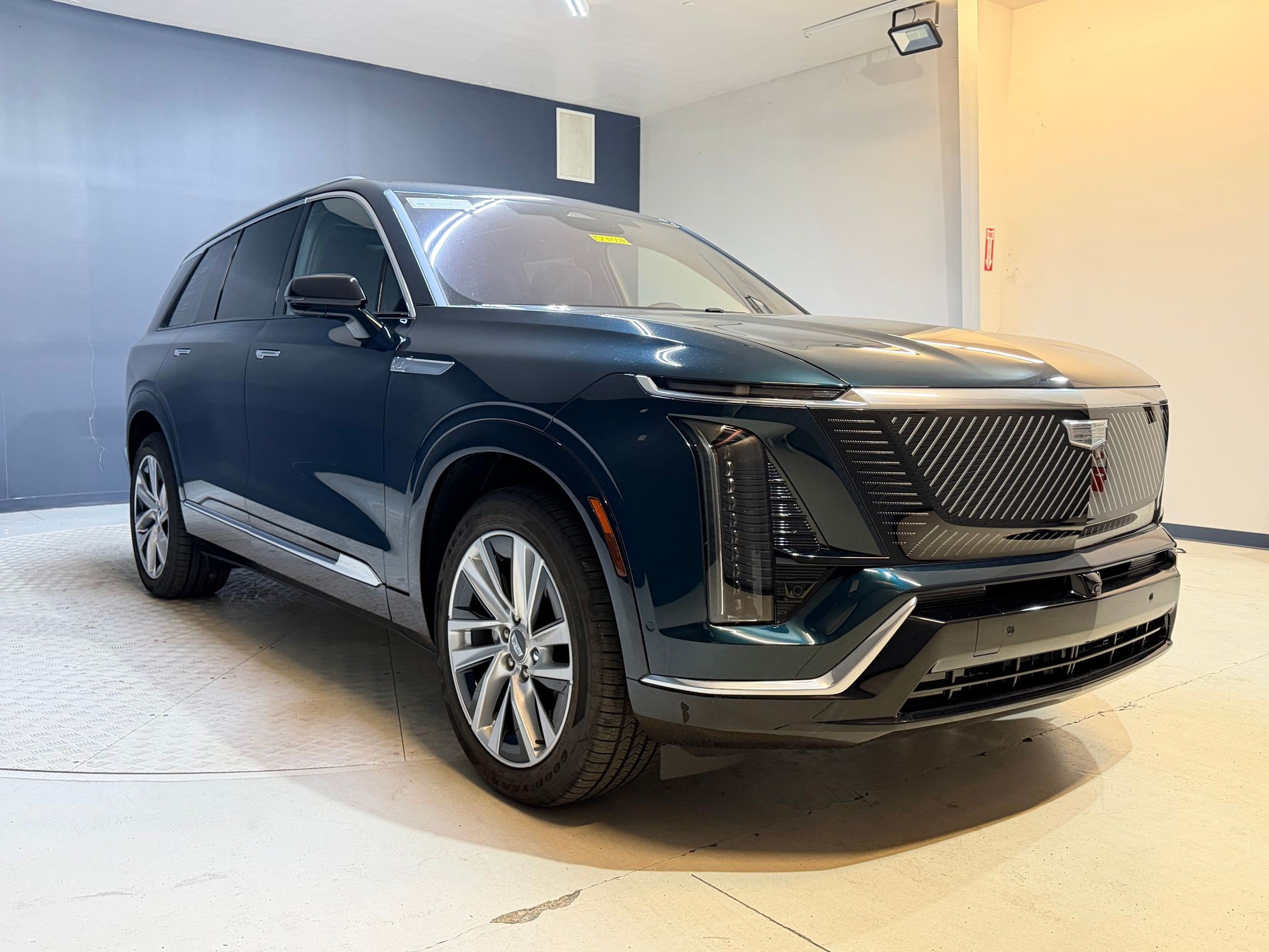 New 2026 Cadillac Vistiq Luxury AWD/4WD image 20