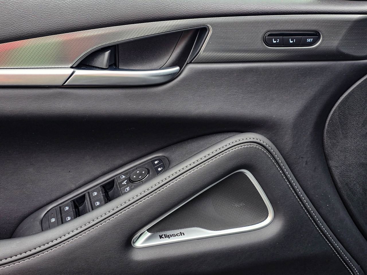 New 2027 INFINITI QX60 Luxe AWD/4WD image 12
