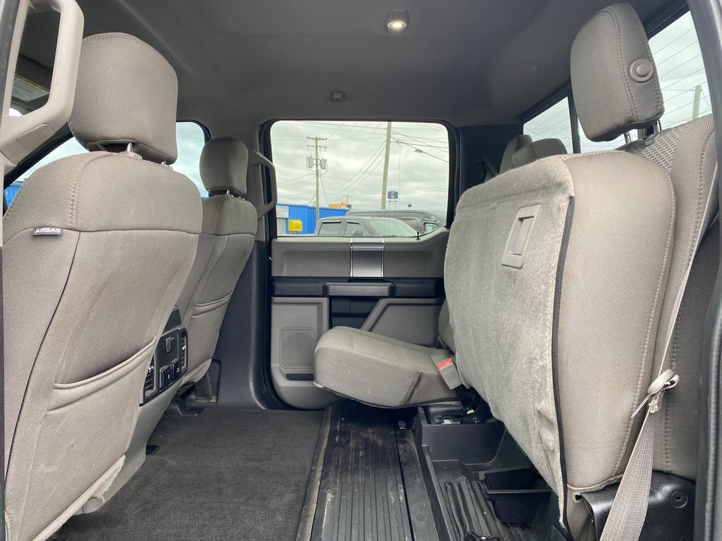 Used 2018 Ford F250 XLT w/ XLT Premium Package image 16