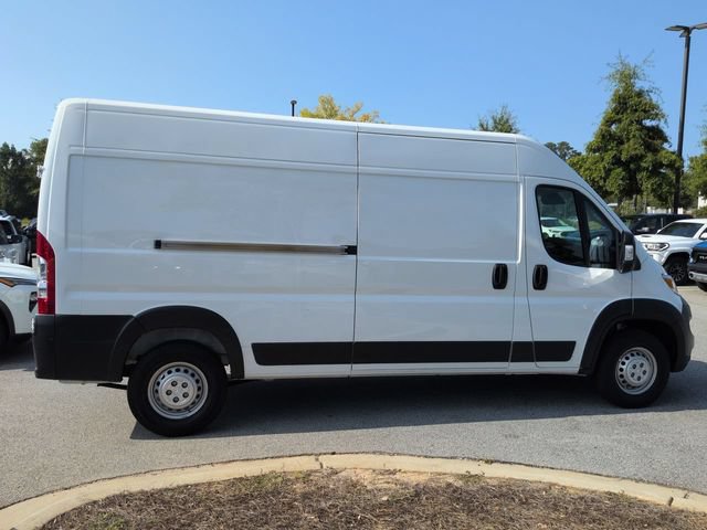 Used 2026 RAM ProMaster 2500 w/ Convenience Group FWD image 3