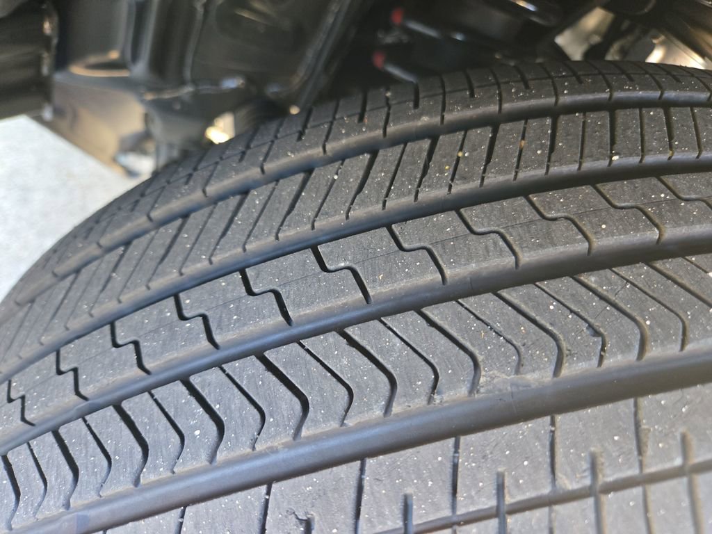 Certified 2025 Toyota 4Runner SR5 image 32