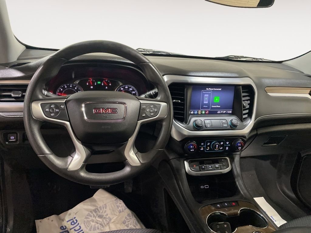 Used 2023 GMC Acadia SLE w/ Driver Convenience Package image 13