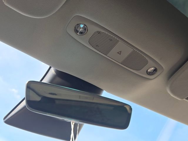 Used 2023 Tesla Model 3 Standard Range image 18