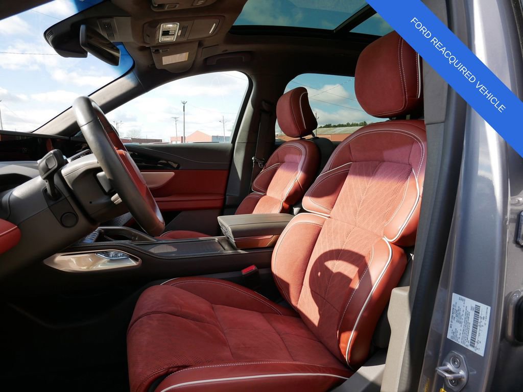 Used 2024 Lincoln Nautilus Black Label w/ Jet Appearance Package (87T) image 15