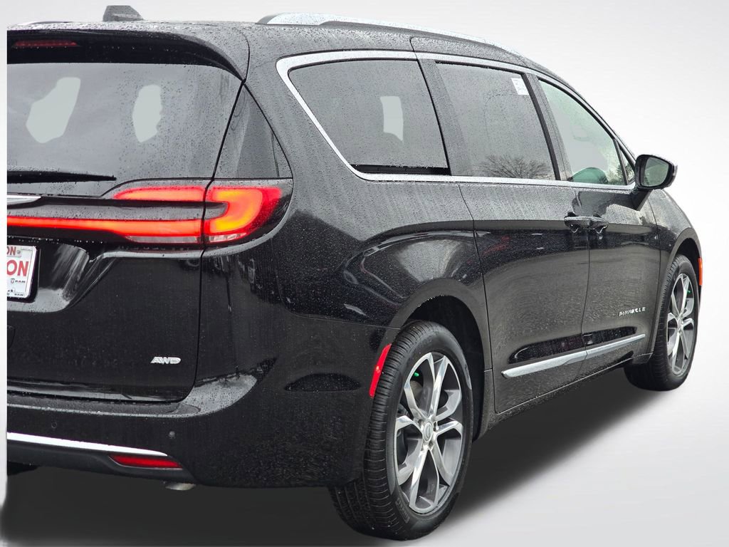 New 2026 Chrysler Pacifica Pinnacle image 41