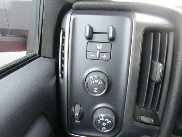 Used 2017 Chevrolet Silverado 2500 LT w/ LT Convenience Package image 12