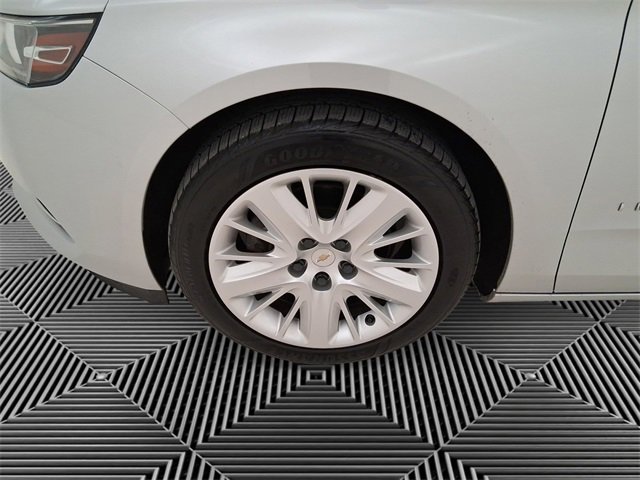 Used 2017 Chevrolet Impala LS image 9