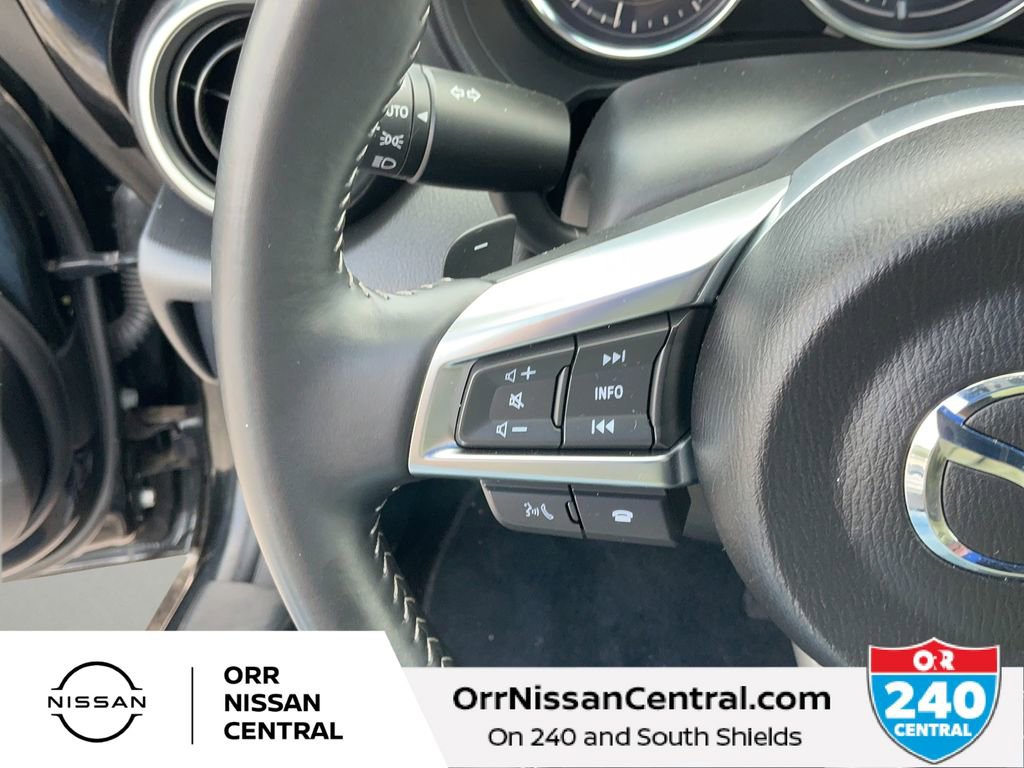 Used 2025 MAZDA MX-5 Miata RF Grand Touring RWD image 15