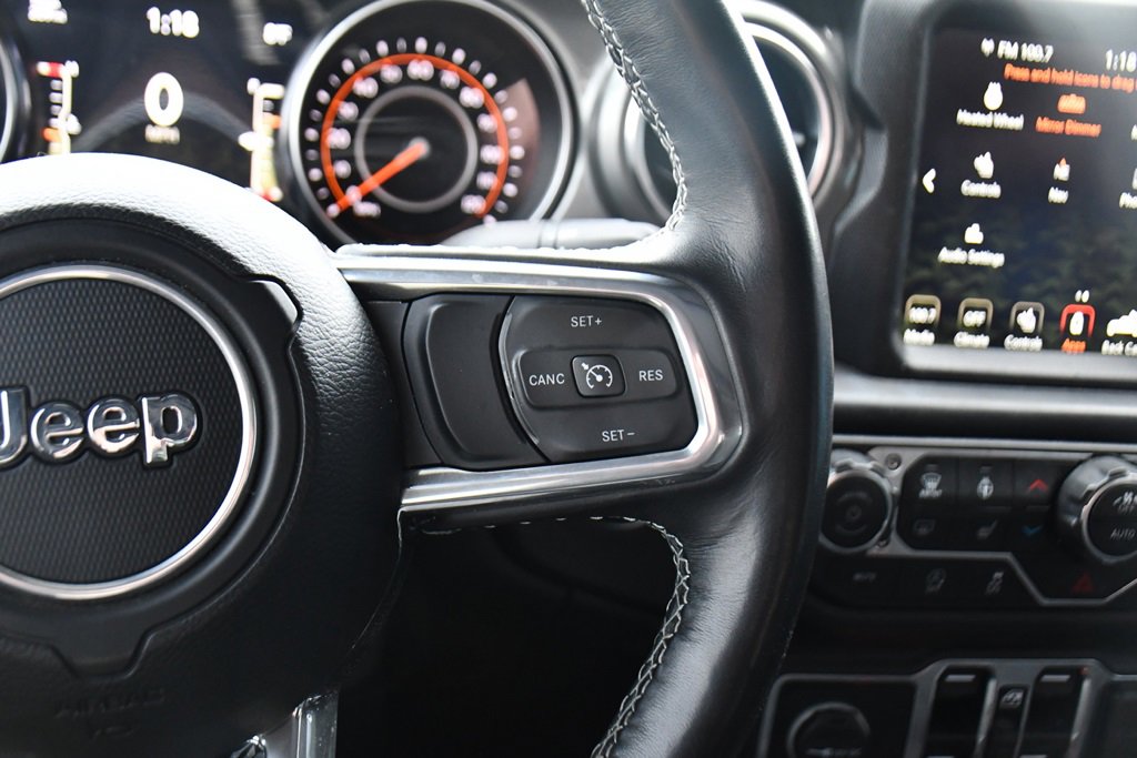 Used 2022 Jeep Gladiator Overland w/ Cold Weather Group image 33