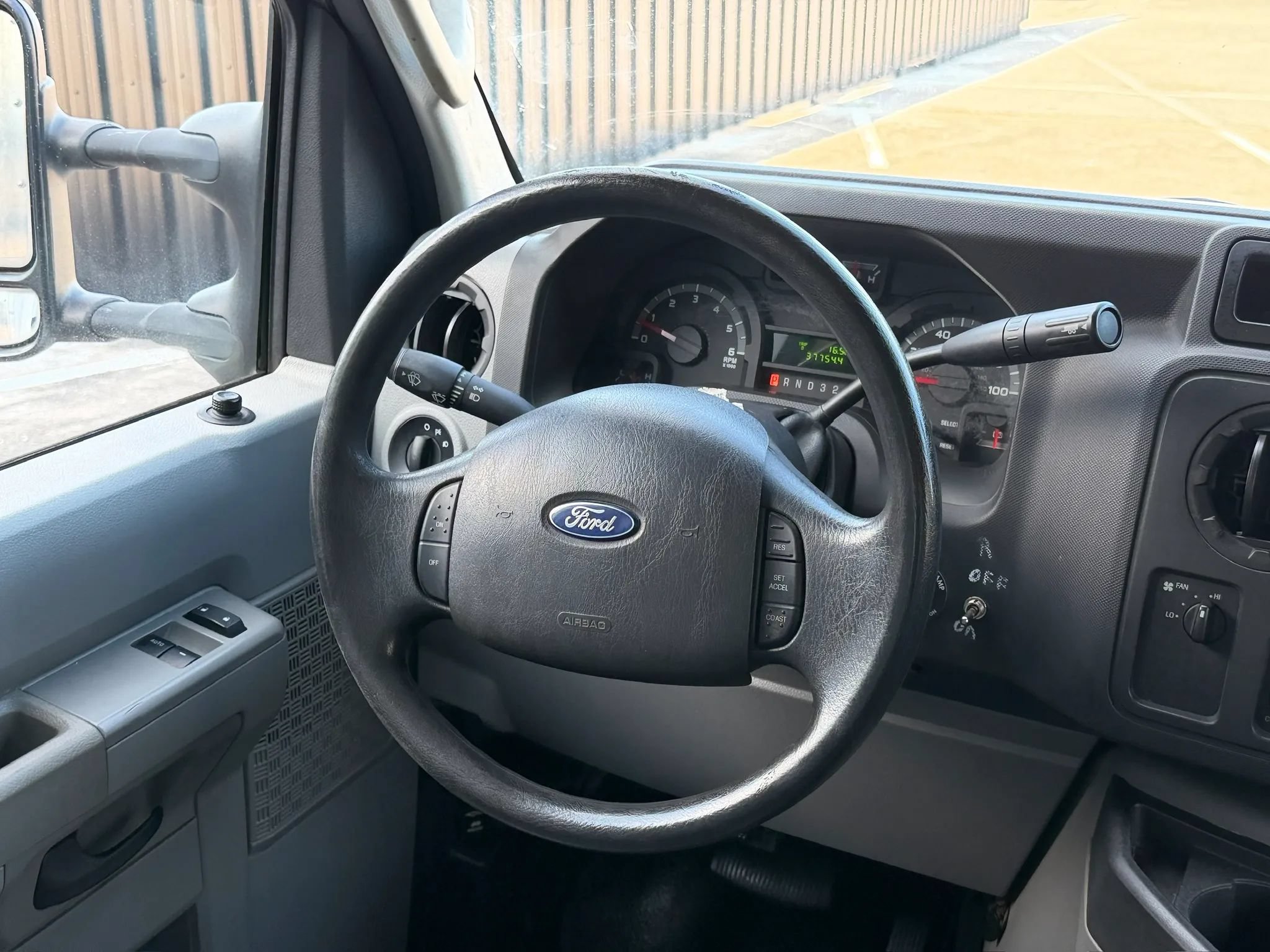 Used 2016 Ford E-350 and Econoline 350 Super Duty w/ Power Windows & Locks Group RWD image 62