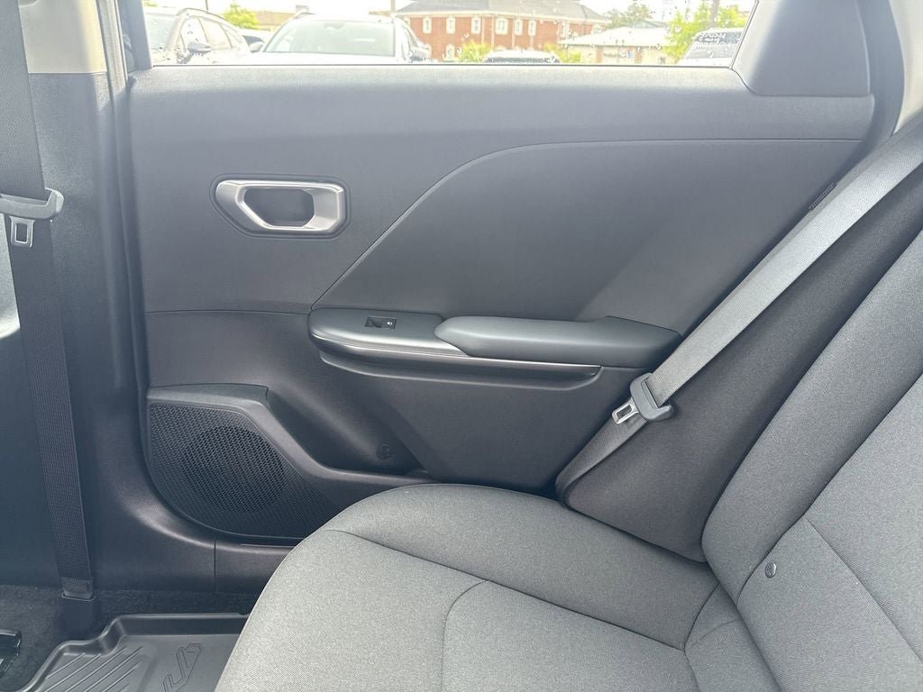 New 2026 Kia K4 FWD image 24