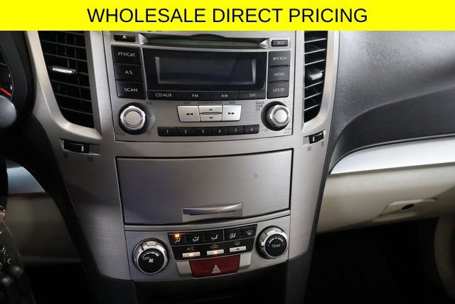 Used 2013 Subaru Outback 2.5i Premium AWD/4WD image 21