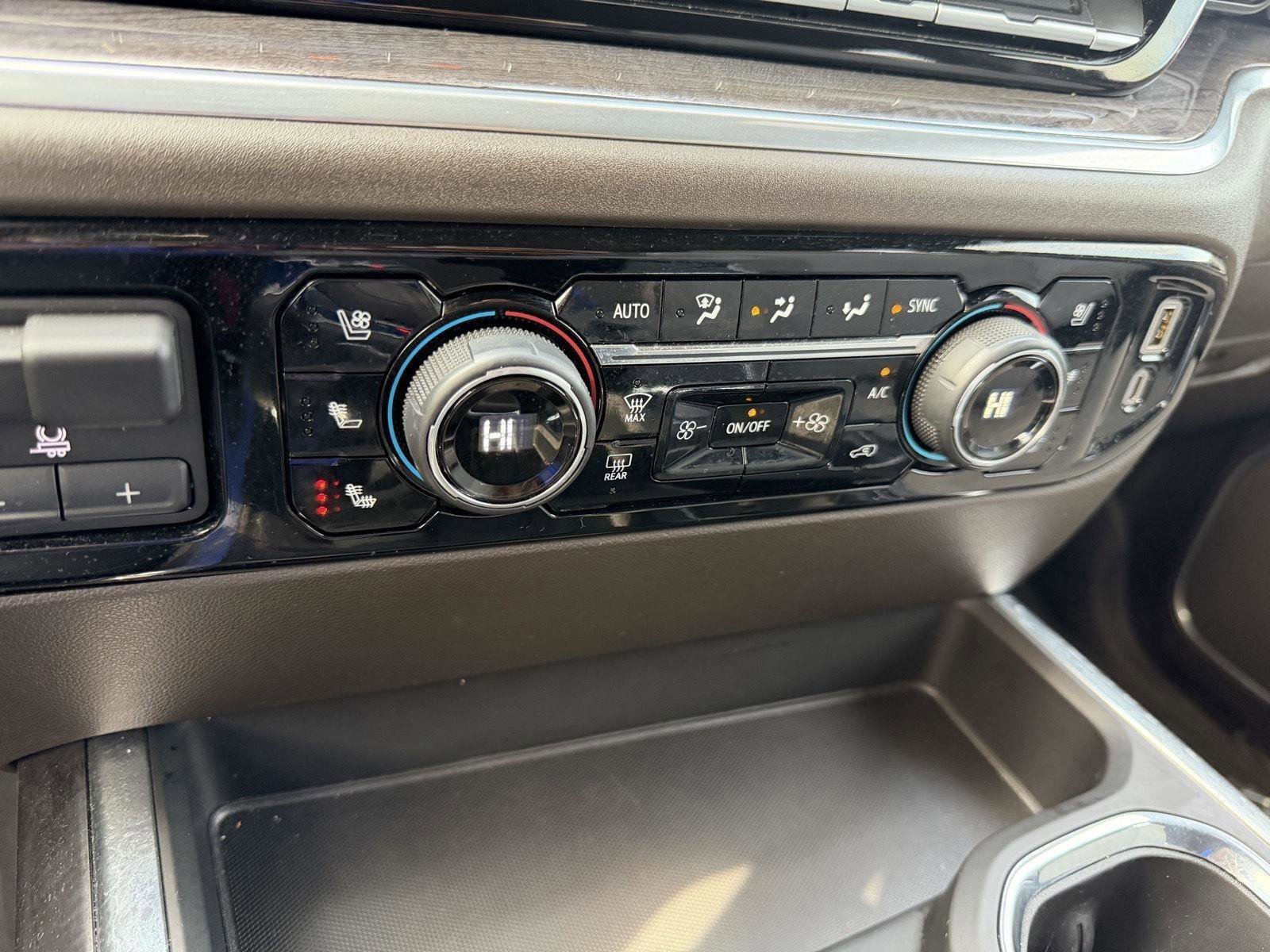 Used 2025 Chevrolet Silverado 1500 LTZ AWD/4WD image 18
