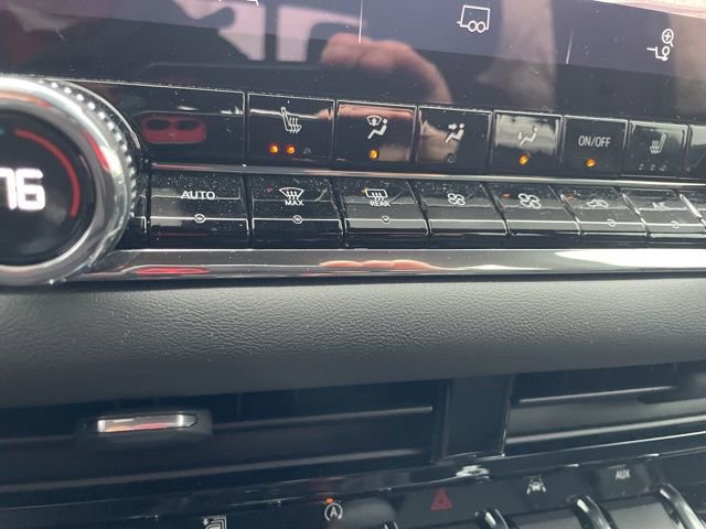 Used 2025 GMC Canyon Elevation w/ Convenience Package image 9