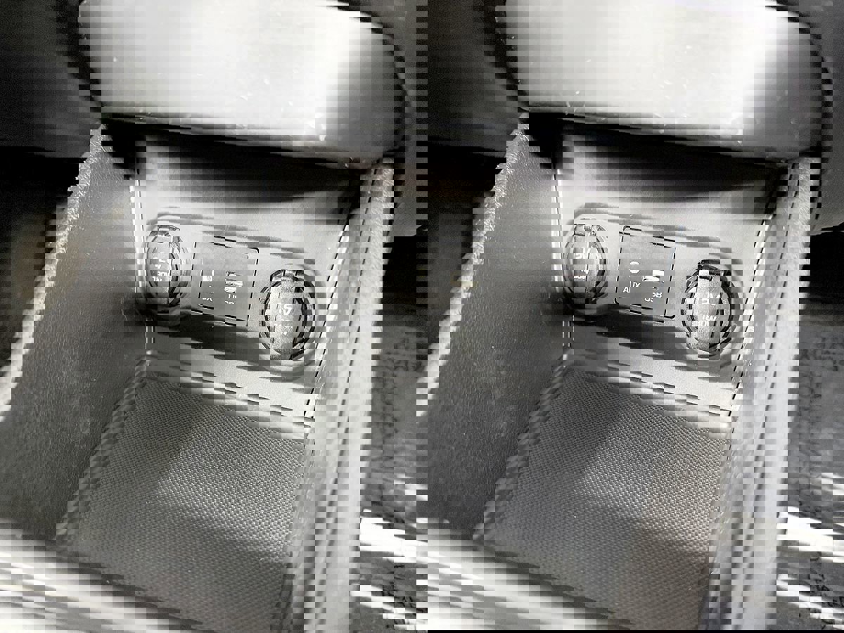 Used 2019 Hyundai Accent SE image 48