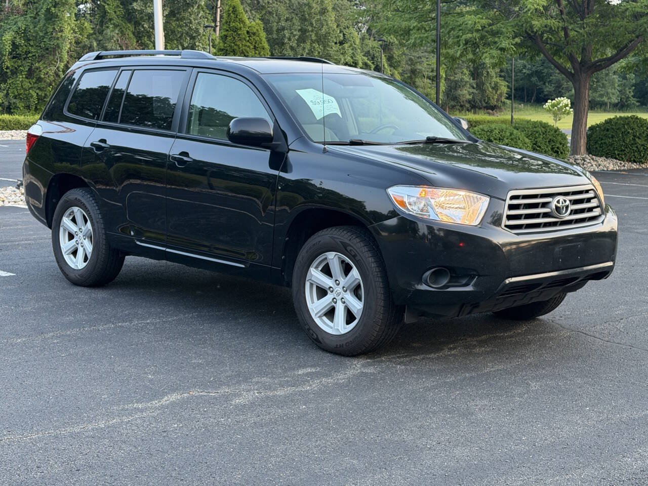 Used 2010 Toyota Highlander 2WD image 1