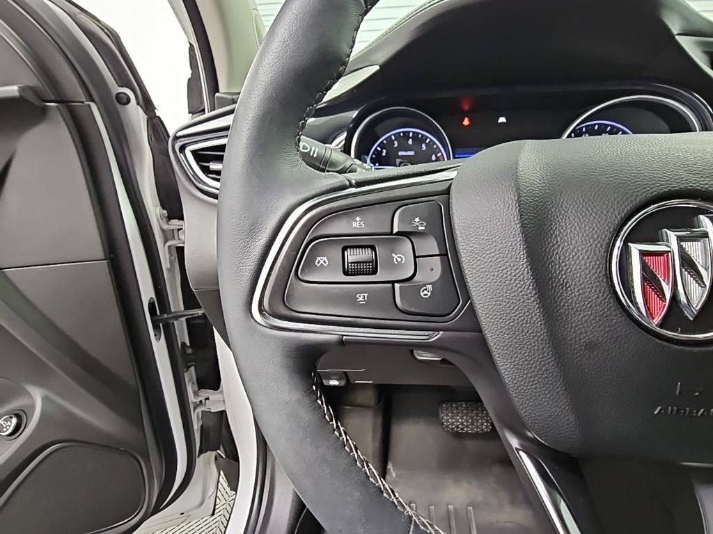 Used 2022 Buick Encore GX Essence w/ Experience Buick Package image 27