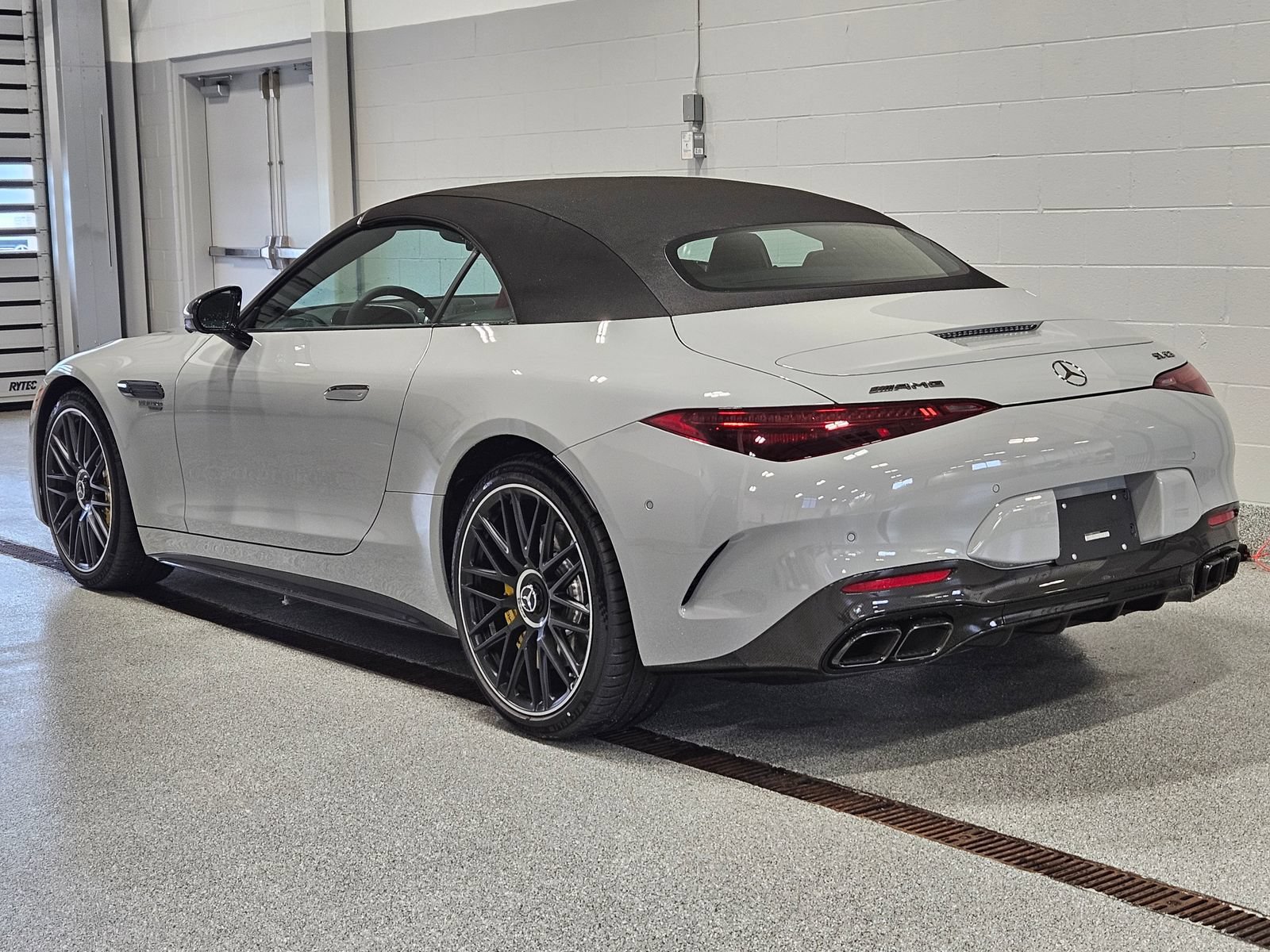 New 2026 Mercedes-Benz SL 63 AMG 4MATIC image 11
