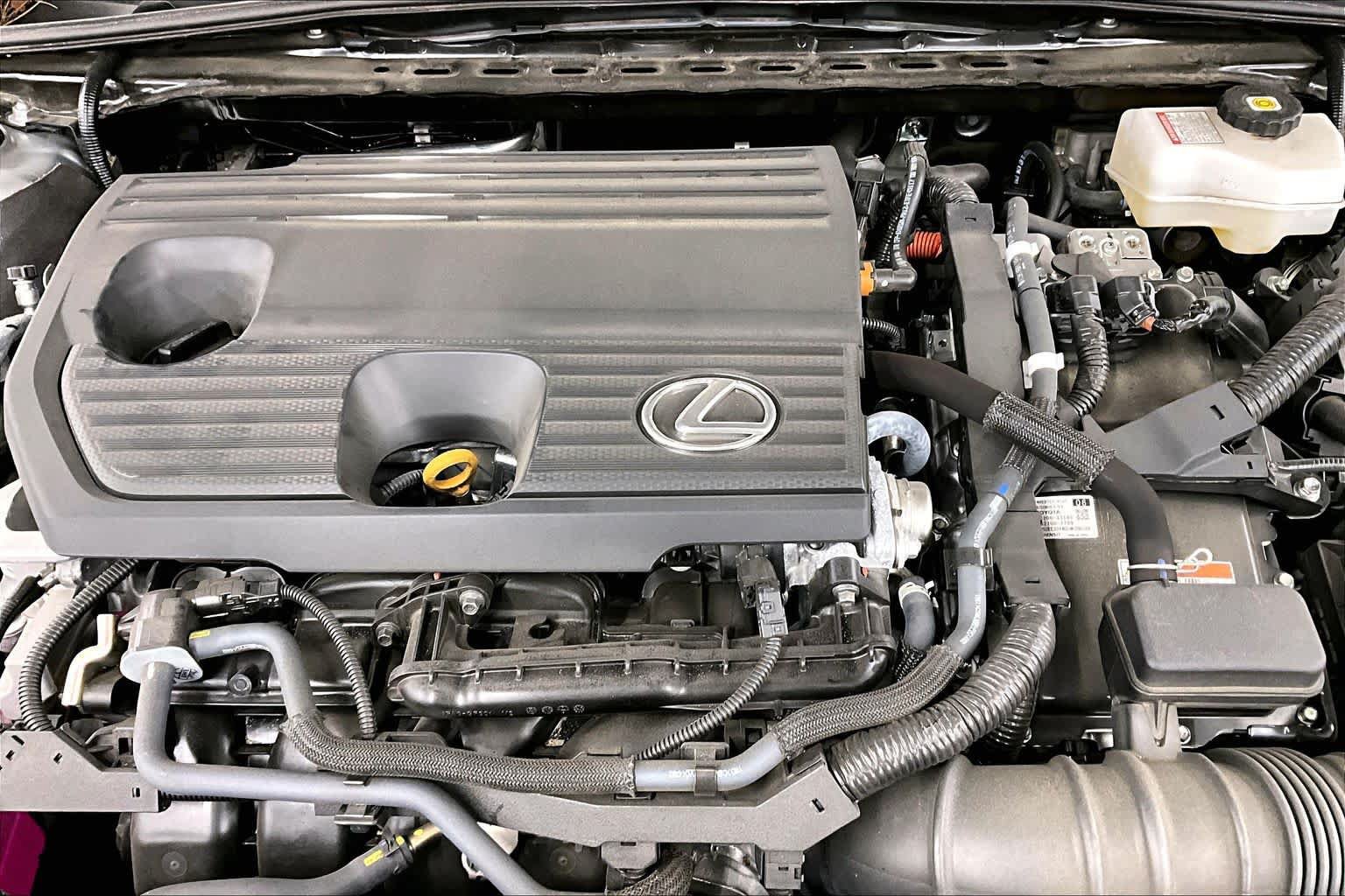 Used 2025 Lexus ES 300h w/ Premium Package FWD image 32