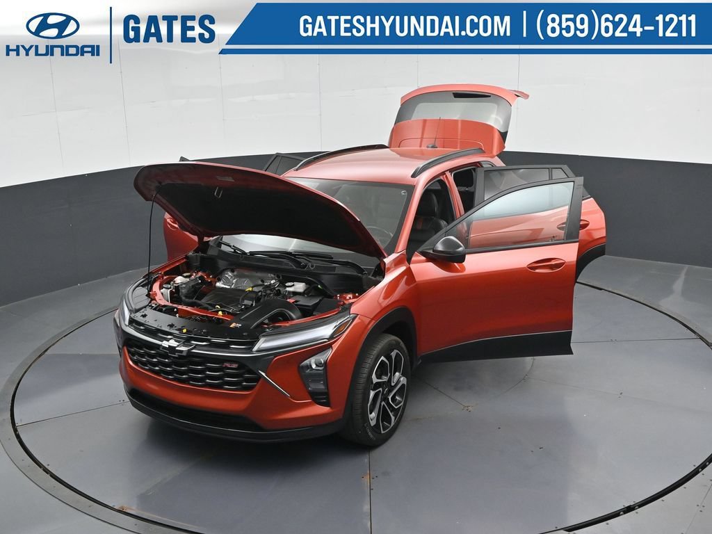 Used 2024 Chevrolet Trax RS w/ Driver Confidence Package FWD image 50