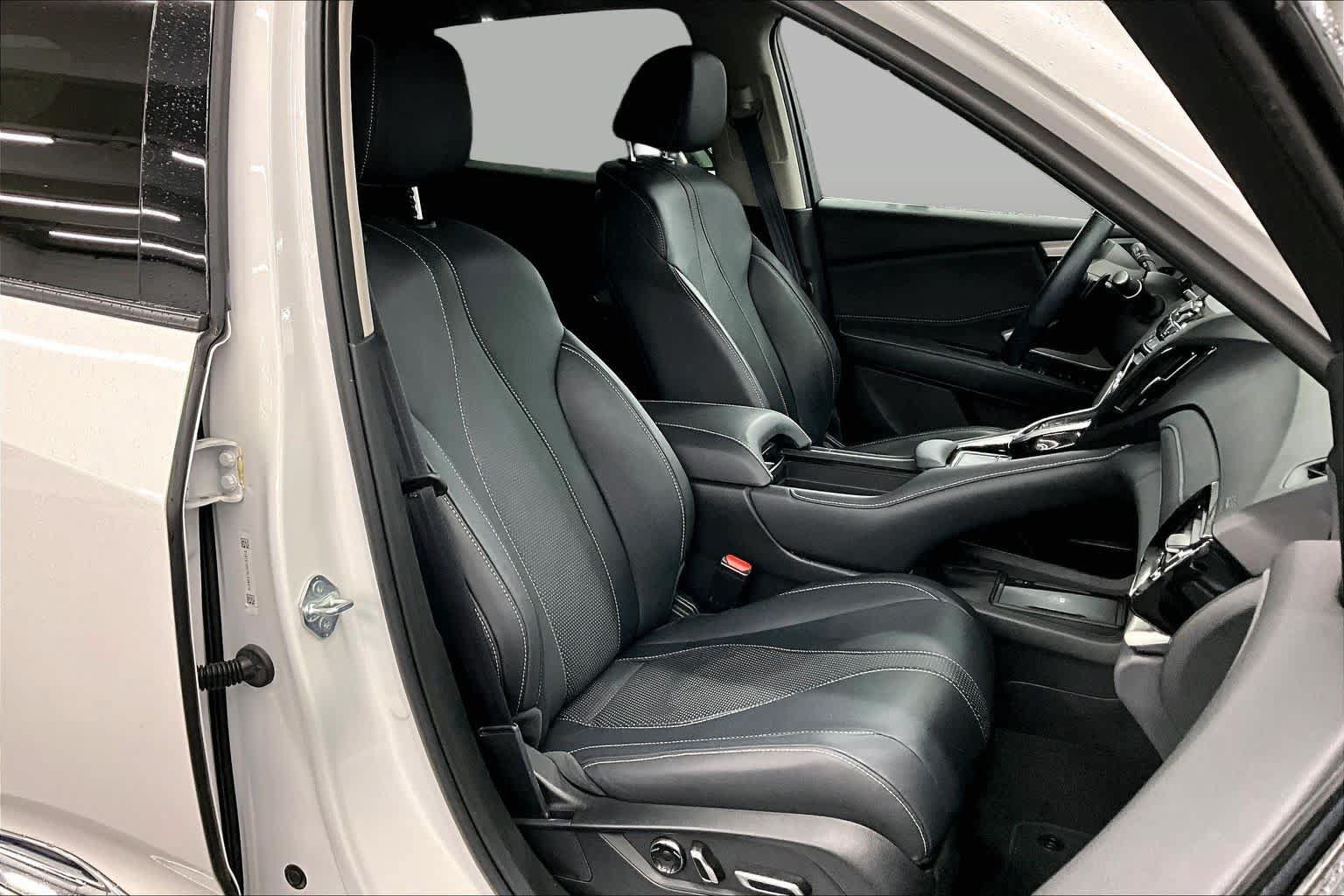 Used 2023 Acura RDX w/ Technology Package FWD image 10