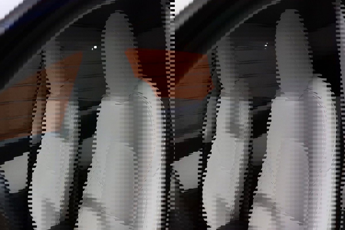 Used 2022 Tesla Model Y Long Range image 20