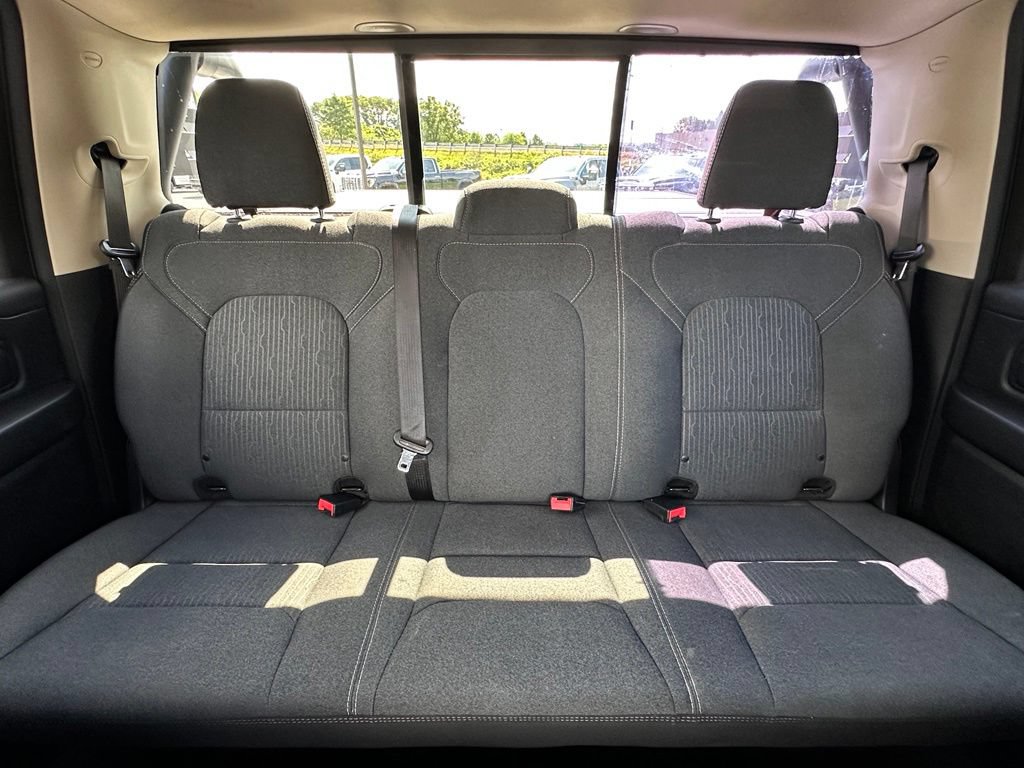 Used 2019 RAM 1500 Tradesman w/ SXT Appearance Group AWD/4WD image 26