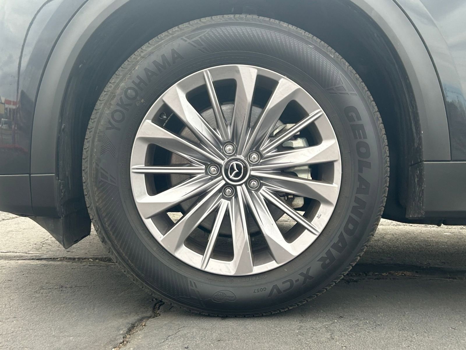 Used 2025 MAZDA CX-90 3.3 Turbo w/ Preferred Package image 34