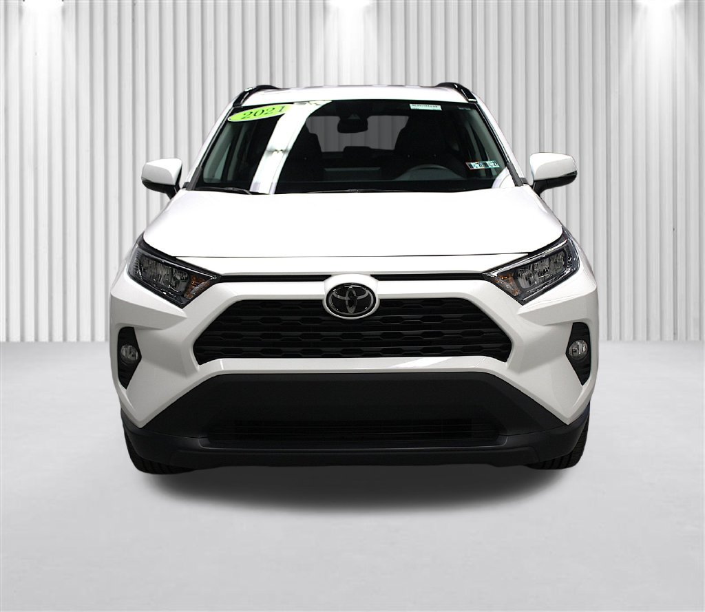 Used 2021 Toyota RAV4 XLE AWD/4WD image 38