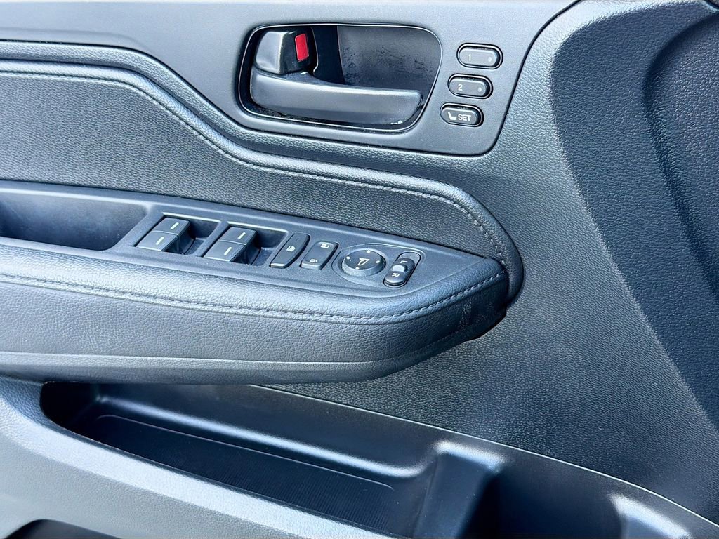 Used 2023 Honda Odyssey EX-L image 22