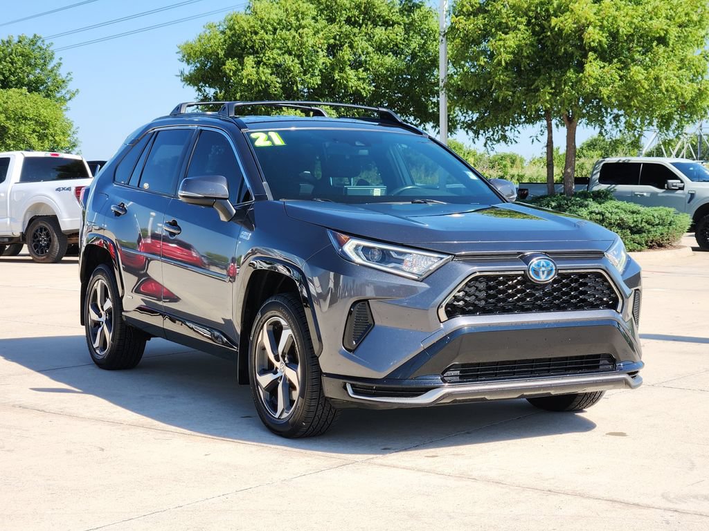 Used 2021 Toyota RAV4 SE AWD/4WD image 3