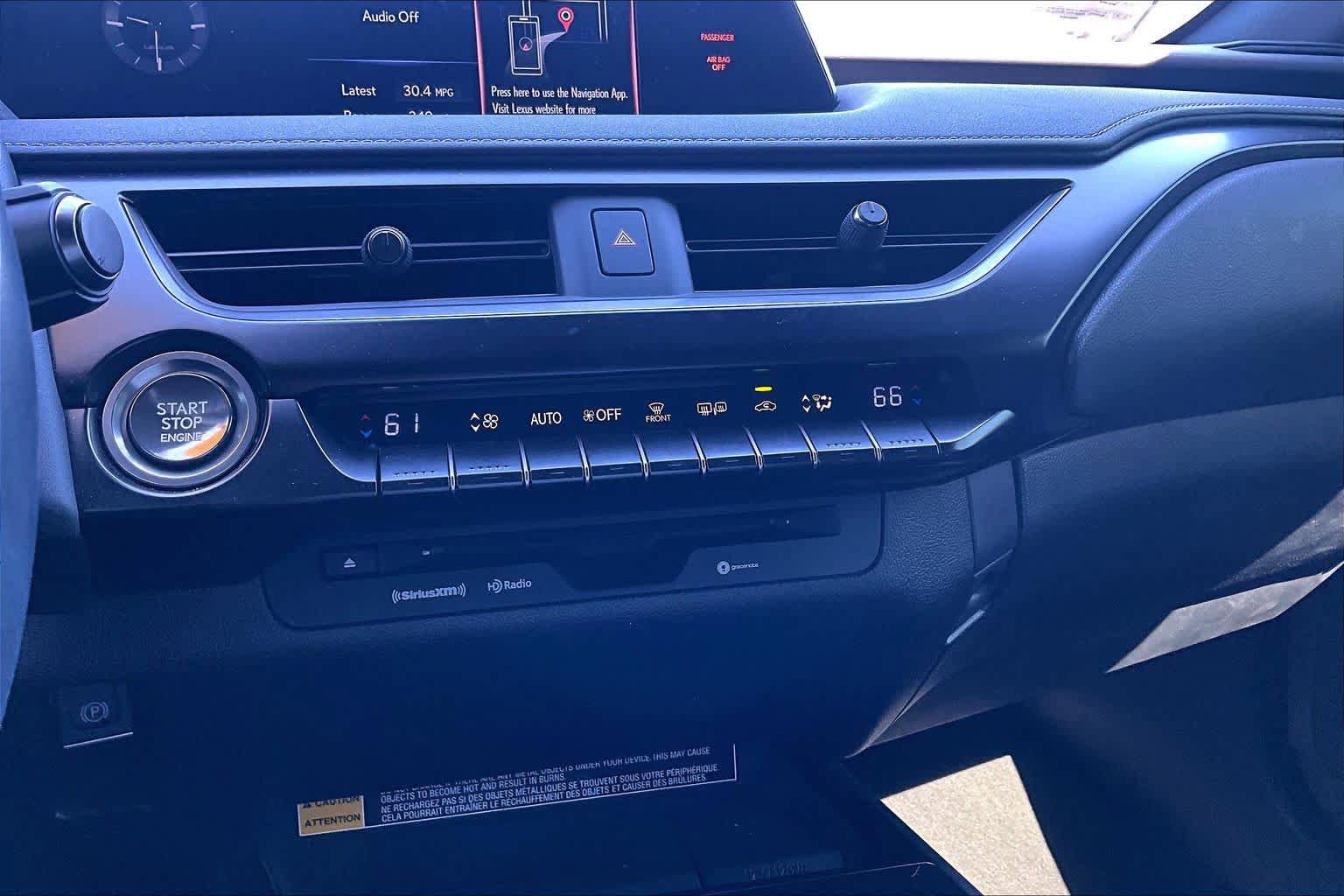 Used 2022 Lexus UX 200 w/ Accessory Package (Z1) FWD image 32