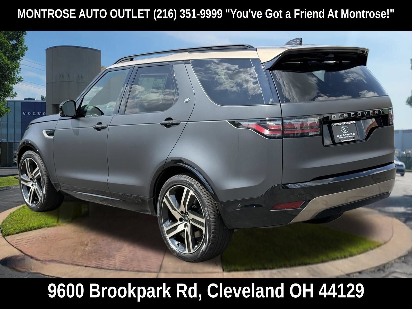 New 2026 Land Rover Discovery Limited Edition AWD/4WD image 3