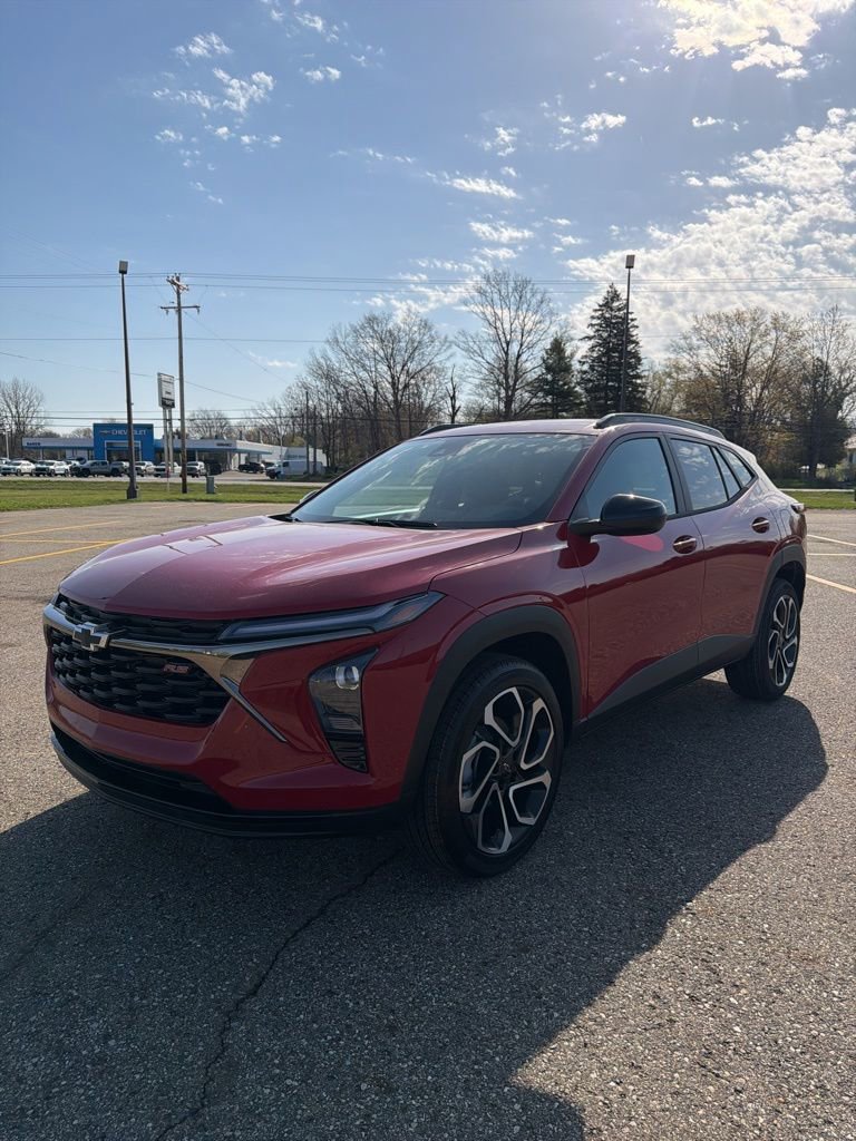 New 2026 Chevrolet Trax RS FWD image 1