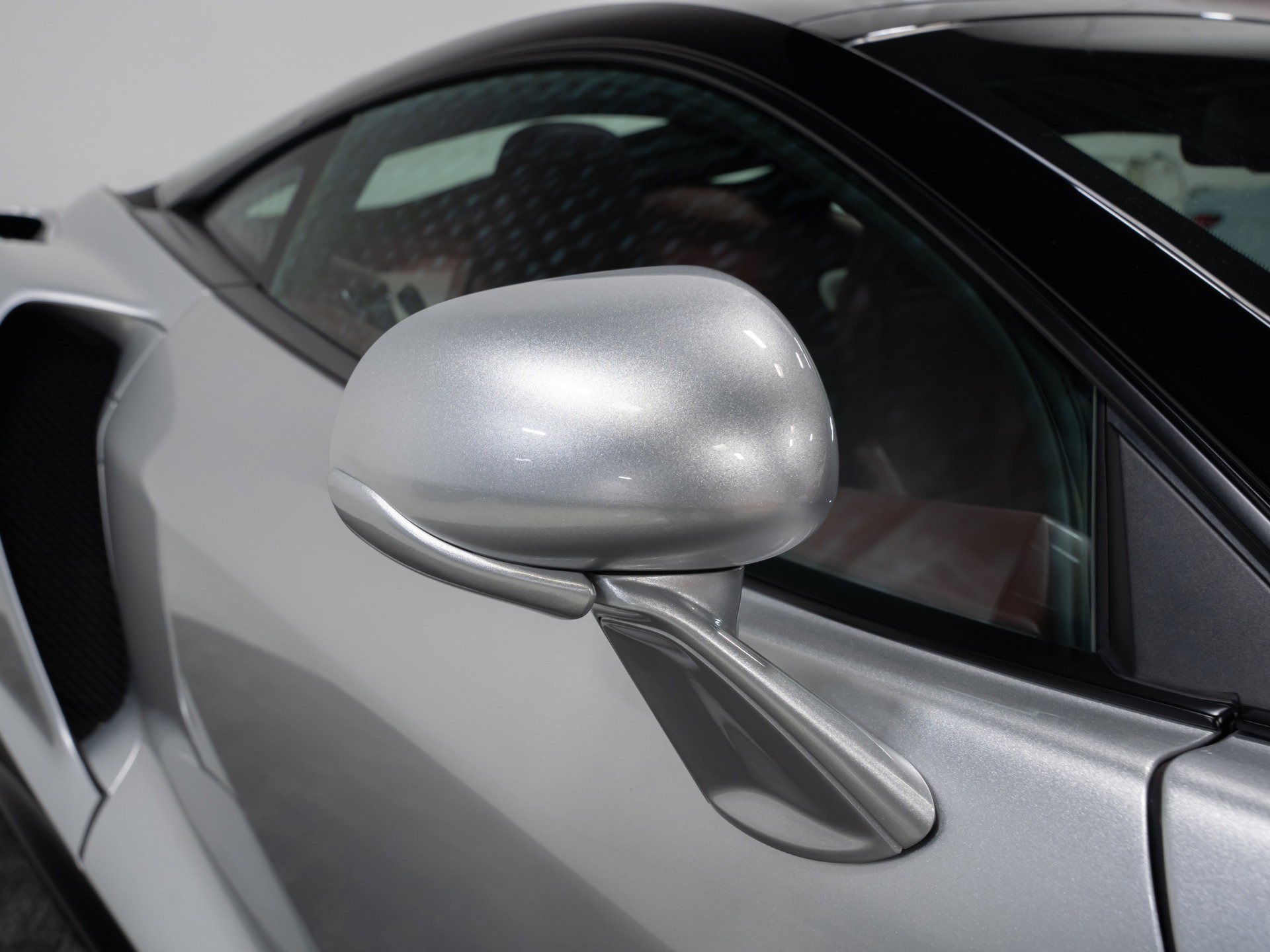 Used 2023 McLaren GT image 14