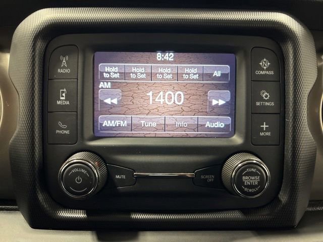 Used 2020 Jeep Wrangler Sport AWD/4WD image 24